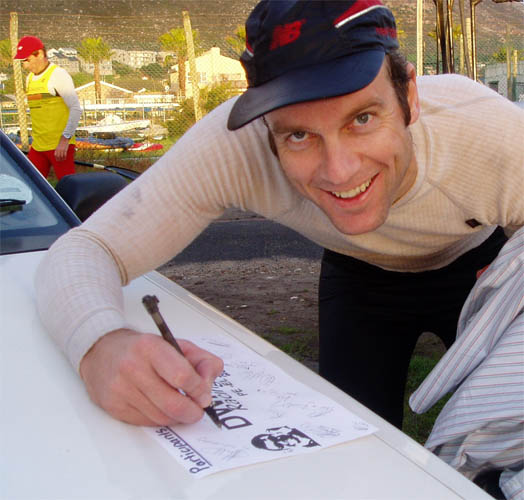 Paul Marais signs the DWASOPE pledge Paul Marais signs the DWASOPE pledge